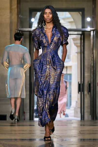Look 30